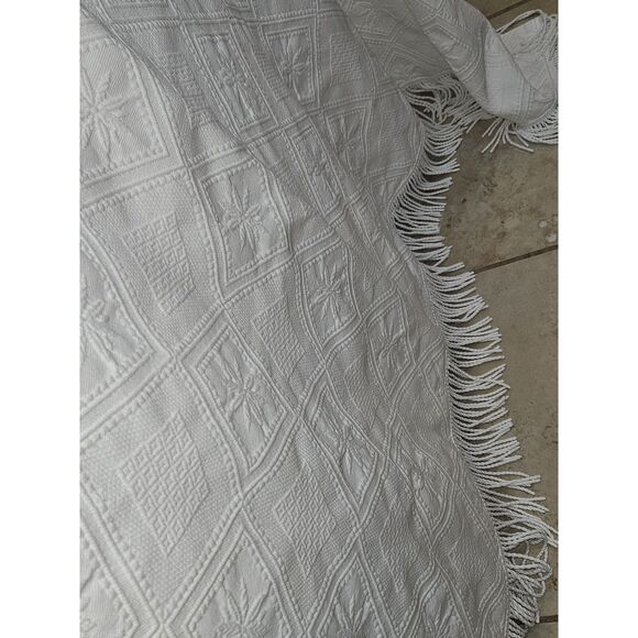 Vintage King Coverlet Blanket White Embroidery on White w Fringe Trim W/1 Sham - Picture 6 of 12